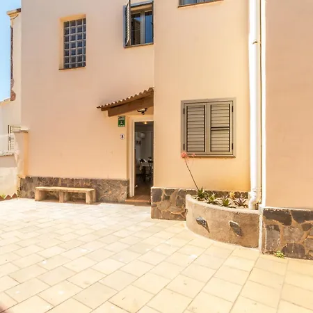 5 Habitaciones, 3 Baños, Piscina Privada, Amarre 15m * Ampuriabrava
