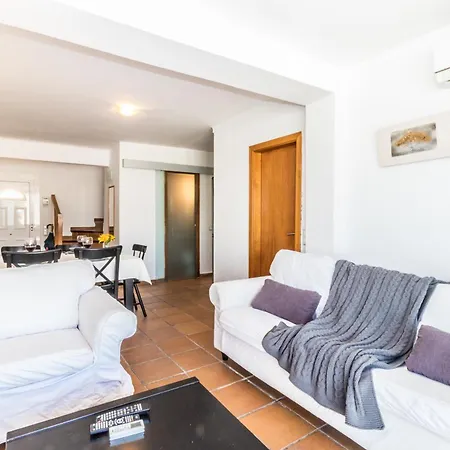 5 Habitaciones, 3 Baños, Piscina Privada, Amarre 15m Сasa de vacaciones