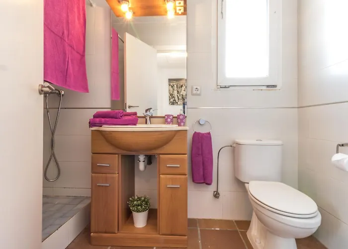 Holiday home 5 Habitaciones, 3 Banos, Piscina Privada, Amarre 15m *